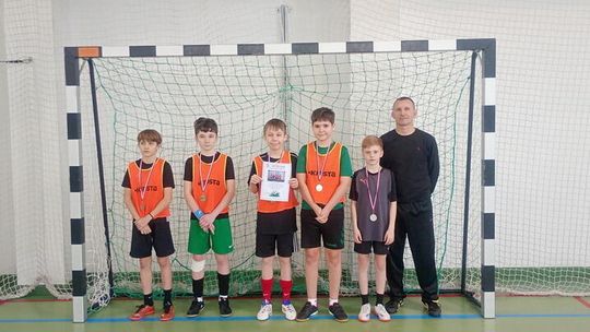 31 Halowy Turniej Piłki Nożnej o puchar Burmistrza Miasta i Gminy Izbica