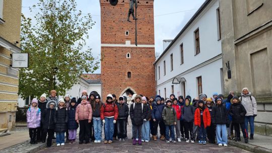 WYCIECZKA DO MUZEUM BOMBKI CHOINKOWEJ I DO SANDOMIERZA