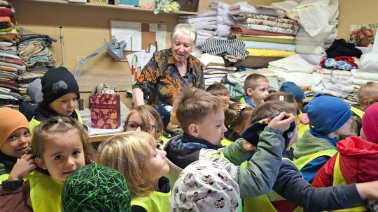 Wyjście 5 - latków do krawcowej