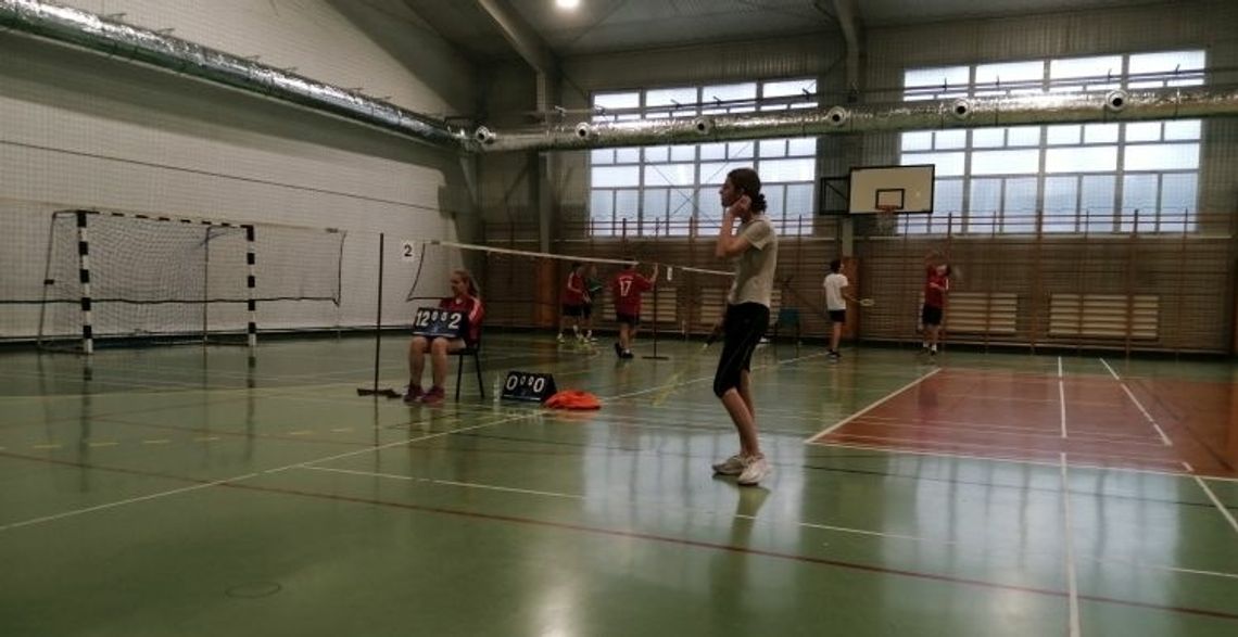 Powiatowe zawody w badmintonie w kategorii Igrzyska Młodzieży Szkolnej