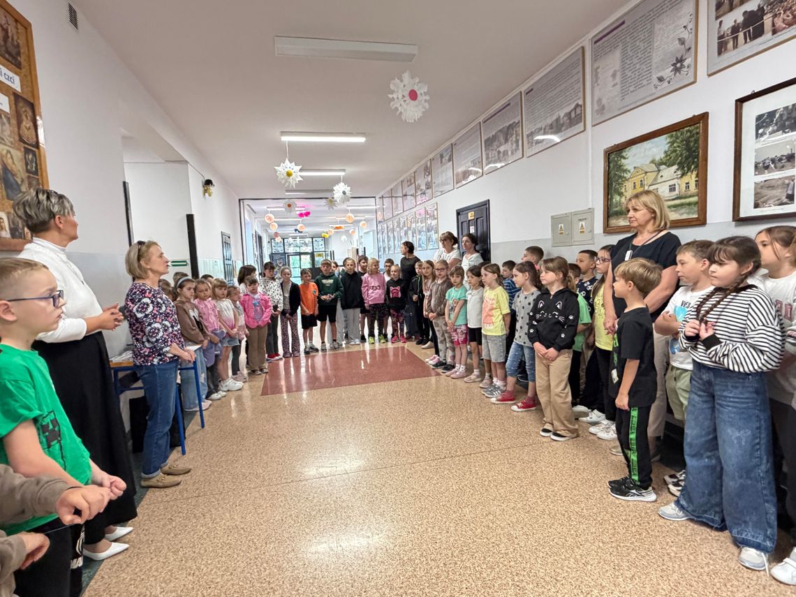 Wyniki Szkolnego Konkursu Matematycznego „Supermatematyk” oraz Szkolnej Olimpiady Ortograficznej Wyniki Szkolnego Konkursu Matematycznego „Supermatematyk” oraz Szkolnej Olimpiady Ortograficznej