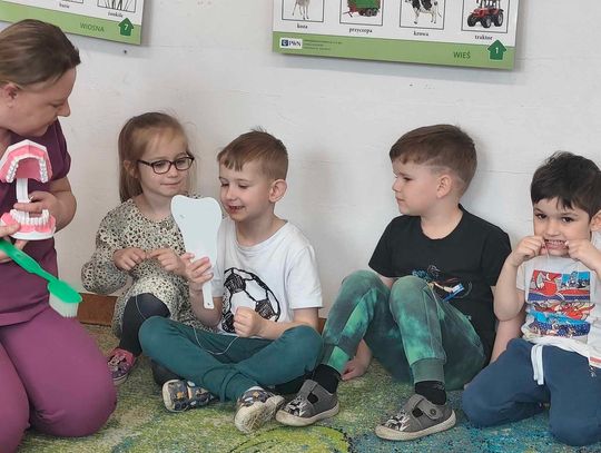 Wizyta higienistki stomatologicznej w przedszkolu