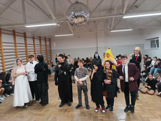 Bal karnawałowy klas 4-8