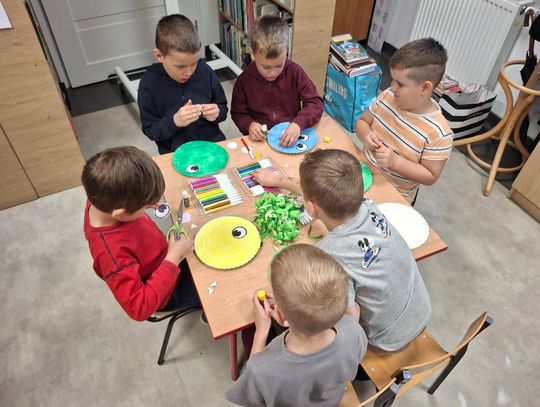 Wizyta w Gminnej Bibliotece Publicznej  6-latków B